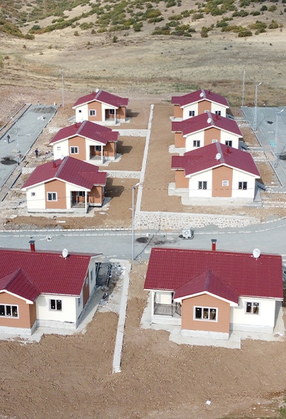Elazığ İli Kovancılar, Palu ve Karakoçan İlçelerine Bağlı Köylerinde 2 Etap 200 Adet Köy Evi ve 5 Adet Ahır İnşaatları İle Altyapı ve Çevre Düzenlemesi İşi